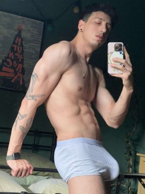 Kvotheof have such a thick cock.