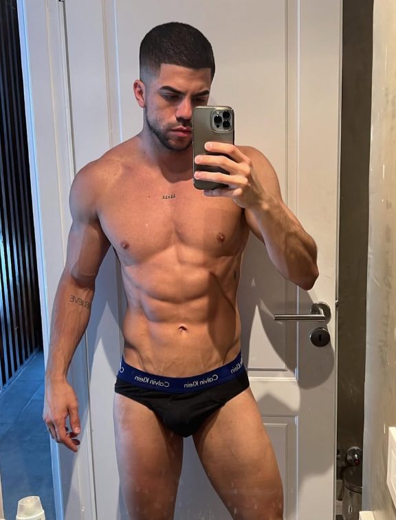 ferfromarg edge and muscle worship